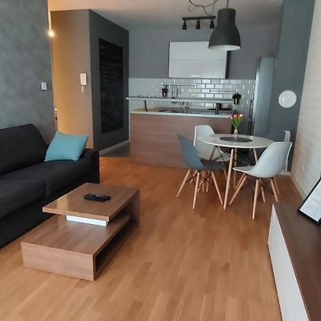 Apartman Urban & 4 Zagabria Esterno foto