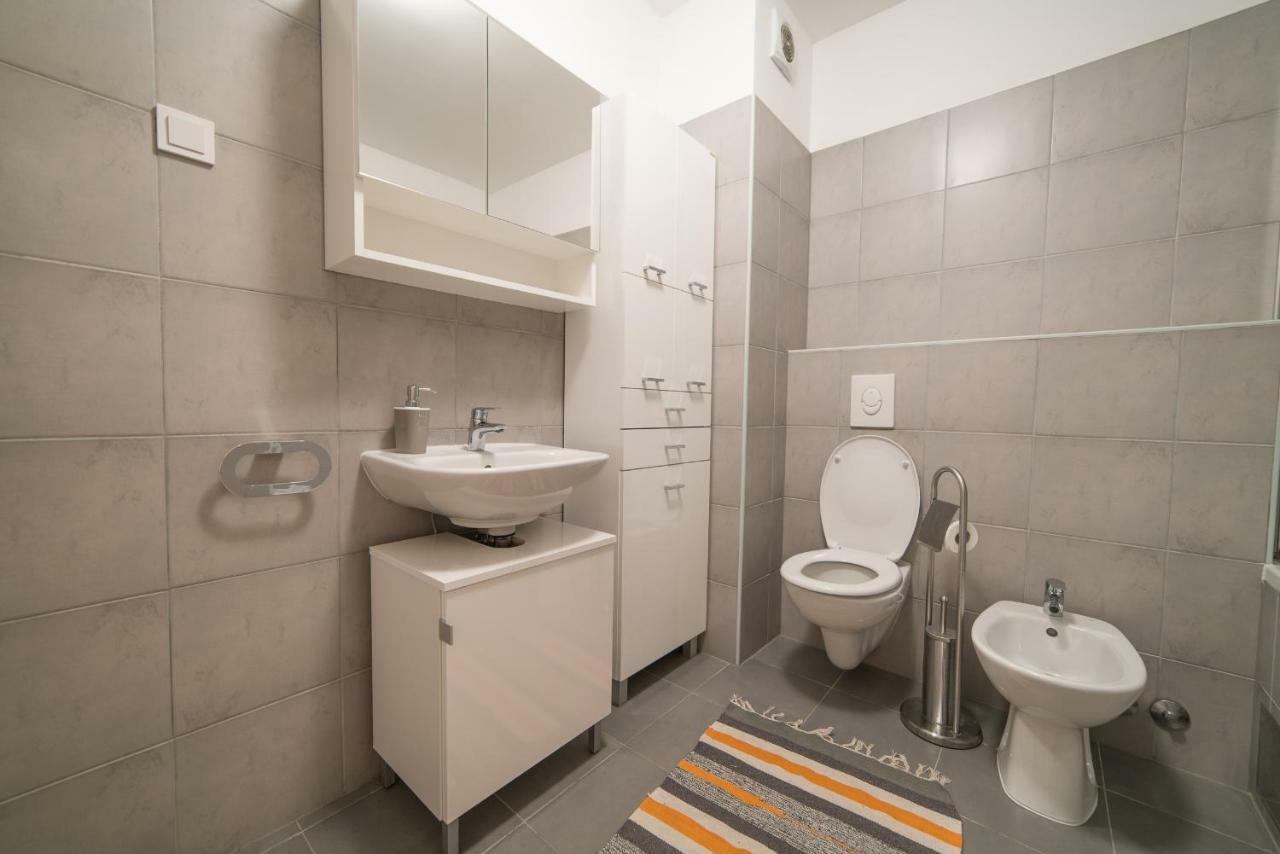 Apartman Urban & 4 Zagabria Esterno foto